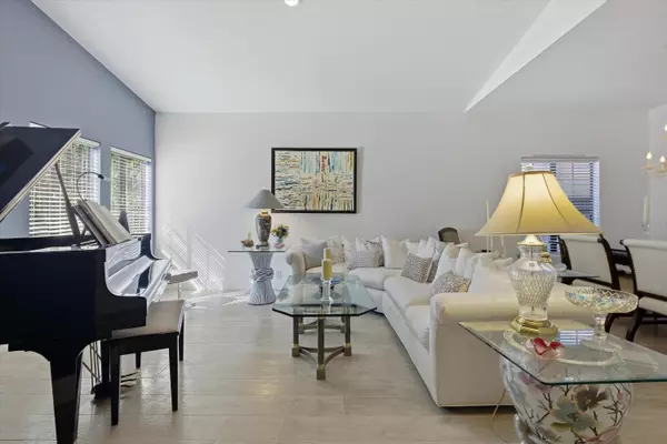 Cathedral City, CA 92234,68158 30th AVE