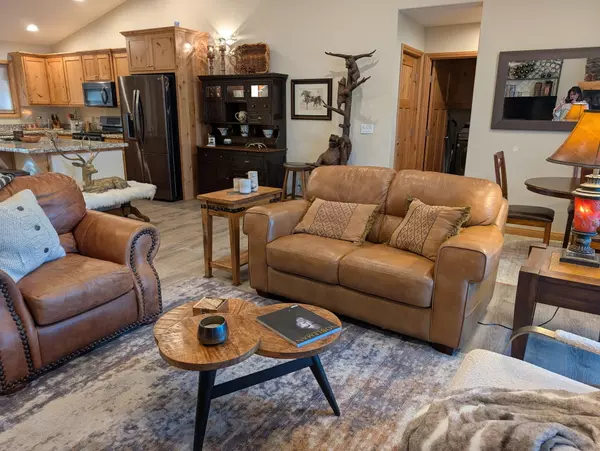 Big Bear City, CA 92314,836 D LN