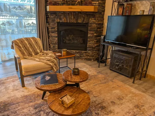 Big Bear City, CA 92314,836 D LN