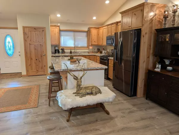 Big Bear City, CA 92314,836 D LN