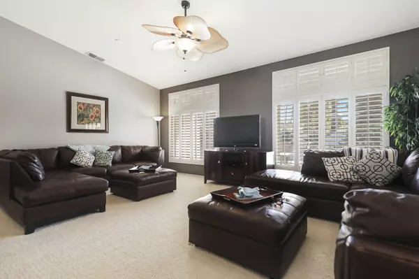 Palm Desert, CA 92211,54 Sutton PL