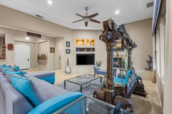 Palm Desert, CA 92211,123 Brenna LN