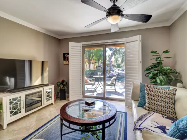 Indio, CA 92201,48255 Monroe ST #8