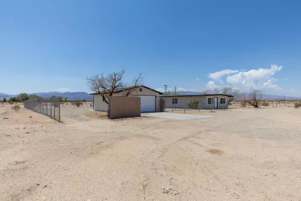 Twenty-nine Palms, CA 92277,84417 Amboy RD