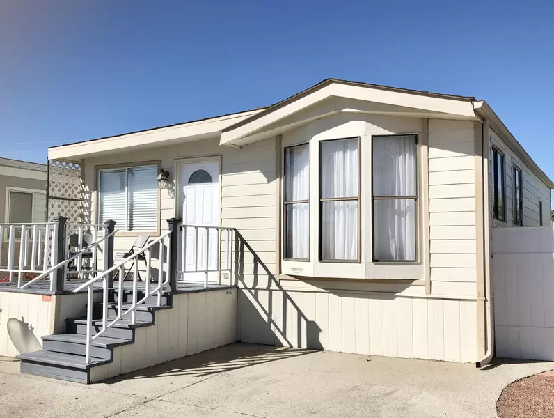 74711 Dillon Rd Spc 996, Desert Hot Springs, CA 92241