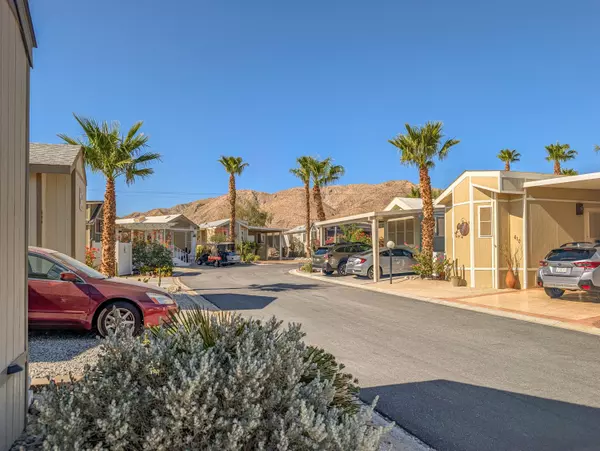 Desert Hot Springs, CA 92241,70200 Dillon RD #445