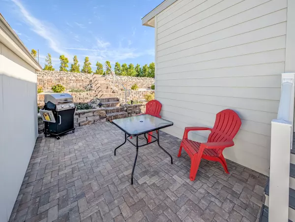 Desert Hot Springs, CA 92241,70200 Dillon RD #402