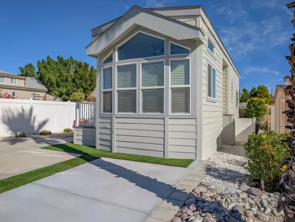 Desert Hot Springs, CA 92241,70200 Dillon RD #402