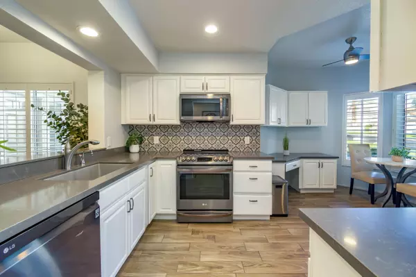 Palm Desert, CA 92211,491 Desert Falls DR