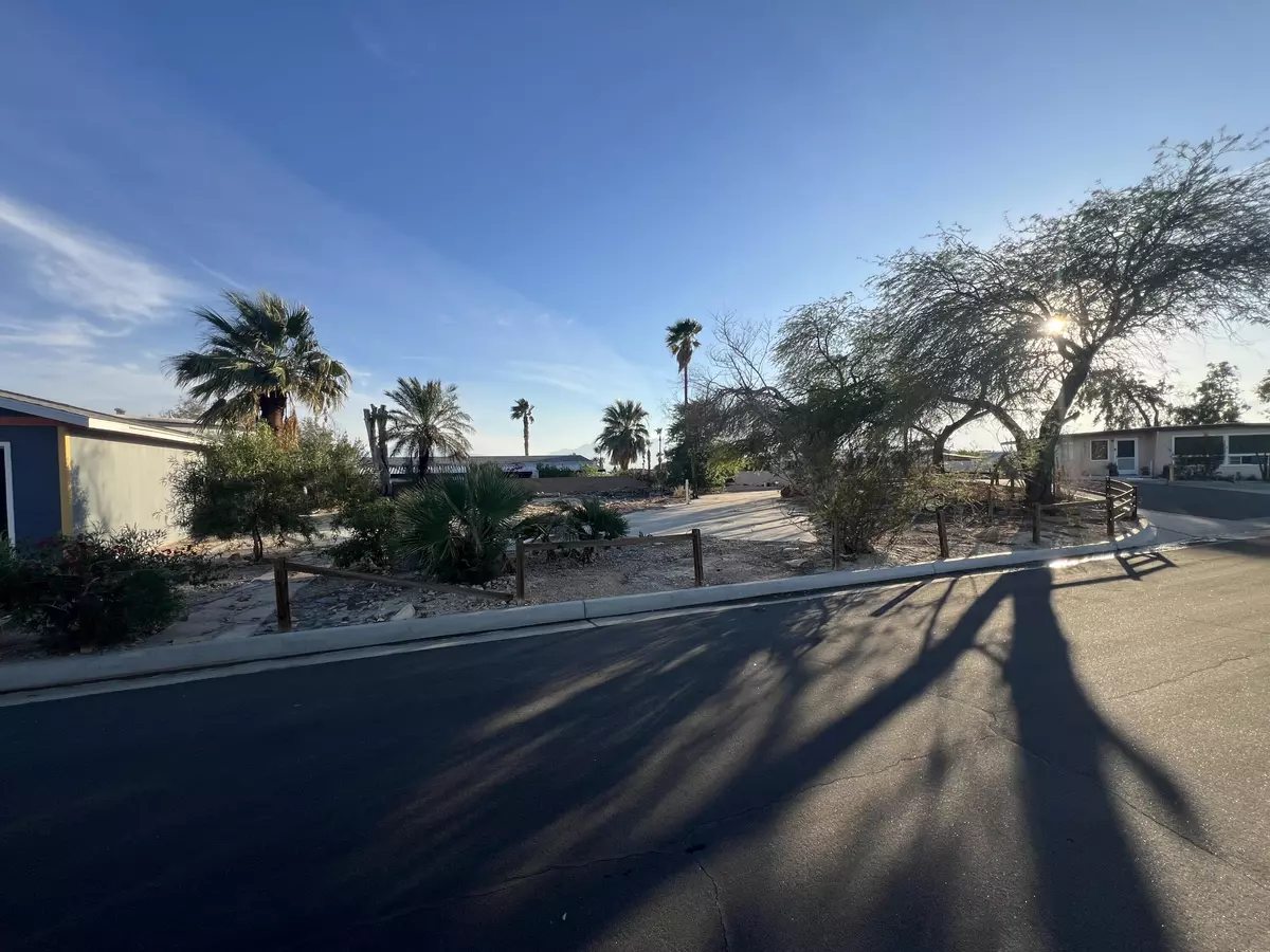 Desert Hot Springs, CA 92241,69240 Parkside DR