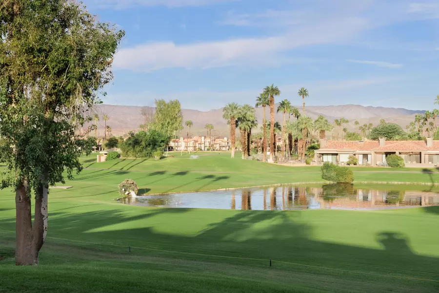 38348 Zinnia LN, Palm Desert, CA 92211