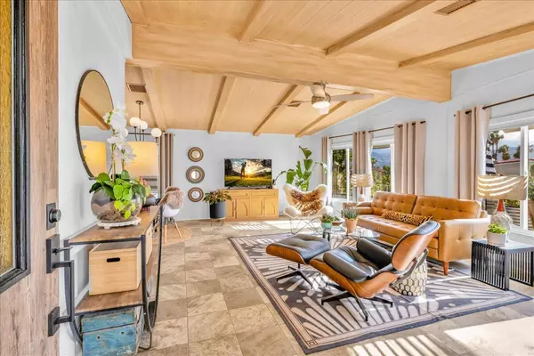 Palm Desert, CA 92260,72967 Cabazon Peak DR