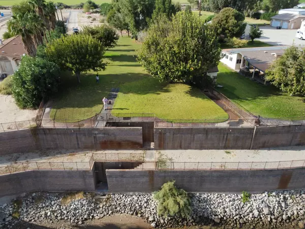 654 Riviera DR, Blythe, CA 92225