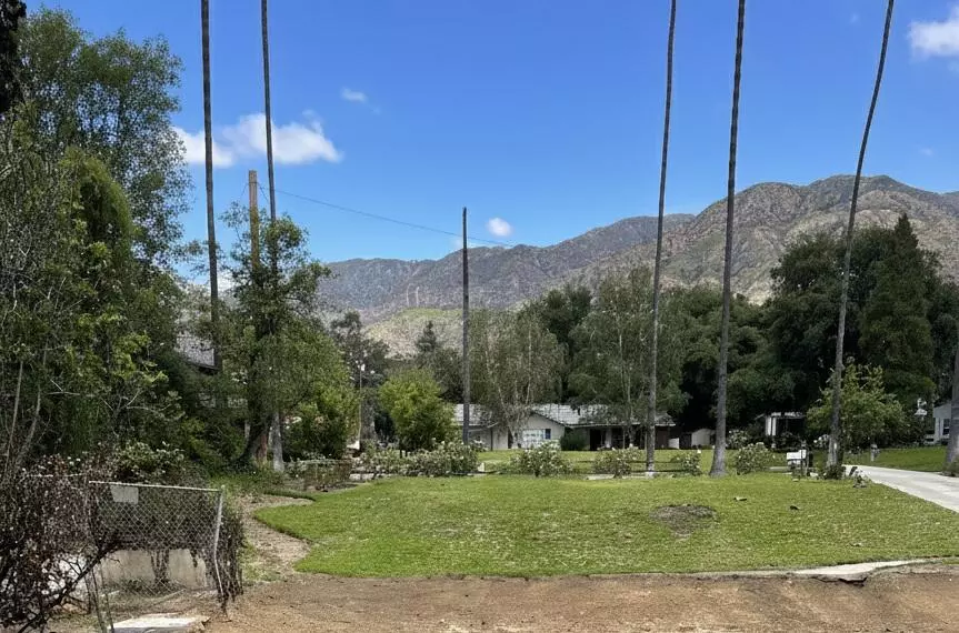 Altadena, CA 91001,1660 Homewood DR