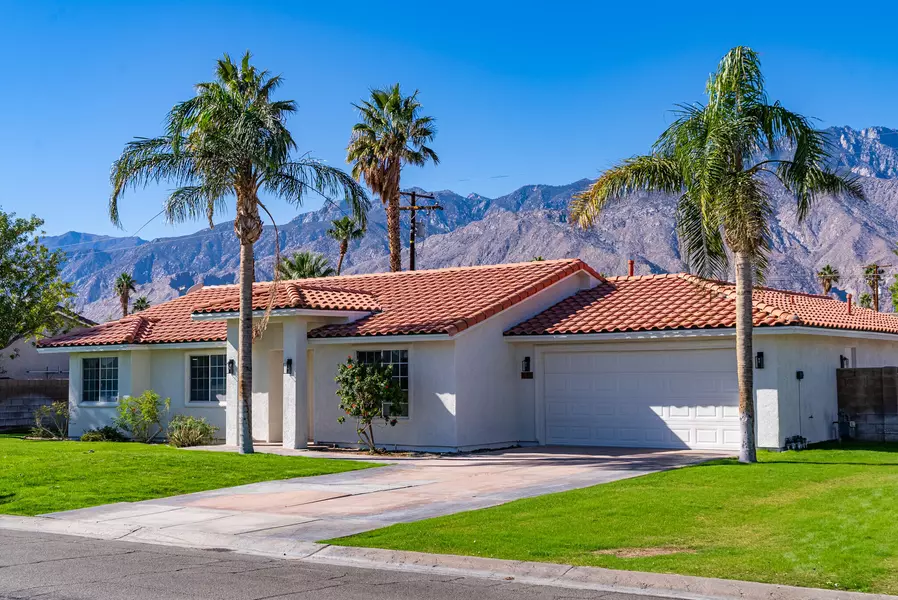 1843 N Whitewater Club DR, Palm Springs, CA 92262