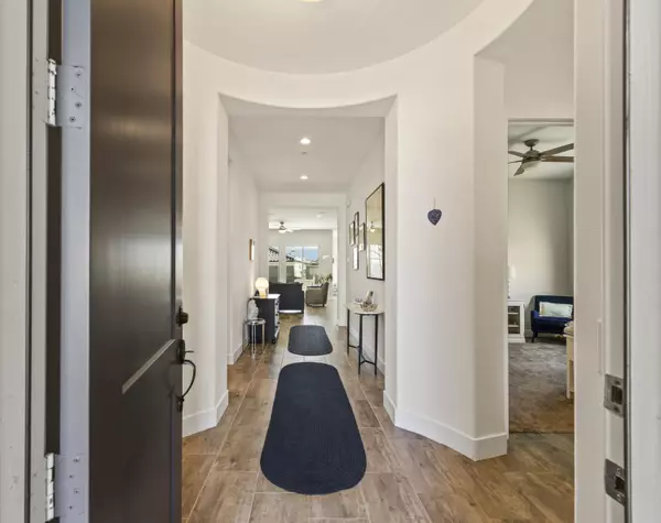 Rancho Mirage, CA 92270,11 Pinotage