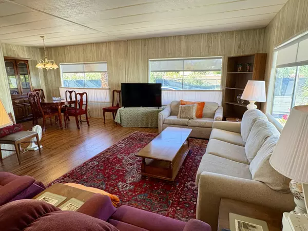 Cathedral City, CA 92234,355 Trading Post