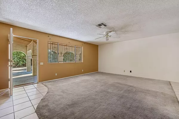 La Quinta, CA 92253,51785 Avenida Ramirez