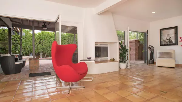 Palm Springs, CA 92264,559 S Mountain View DR