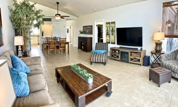 Indio, CA 92201,82022 Odlum DR