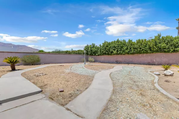 Palm Springs, CA 92262,1880 Sharon RD