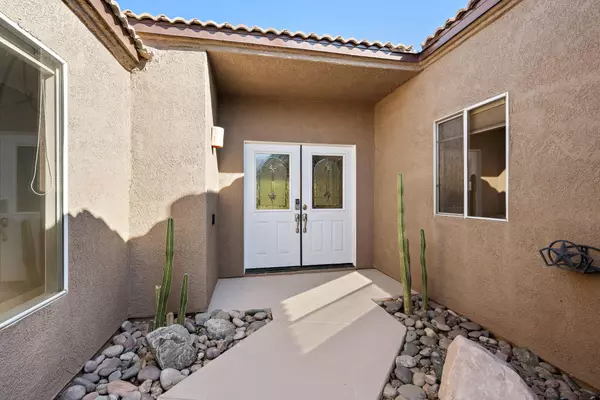 La Quinta, CA 92253,48543 Via Encanto