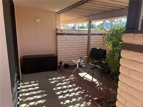 Palm Desert, CA 92211,42700 Iowa ST