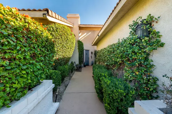 Palm Desert, CA 92211,39196 Sweetwater DR