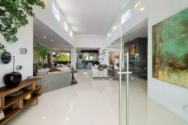 Rancho Mirage, CA 92270,14 Stephen TER