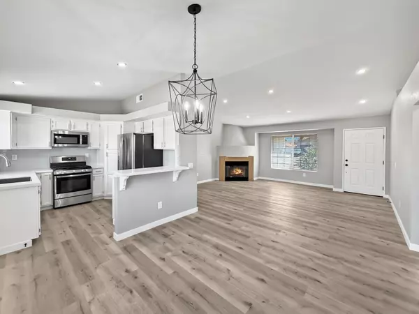 69736 Cypress RD, Cathedral City, CA 92234