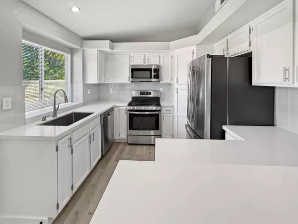 Cathedral City, CA 92234,69736 Cypress RD