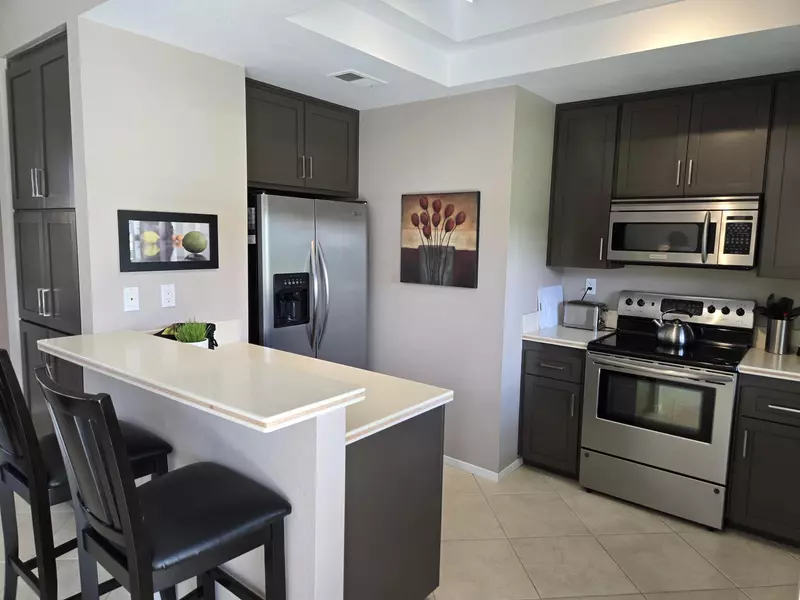 28738 W Natoma DR, Cathedral City, CA 92234