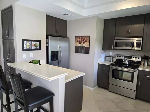 28738 W Natoma DR, Cathedral City, CA 92234