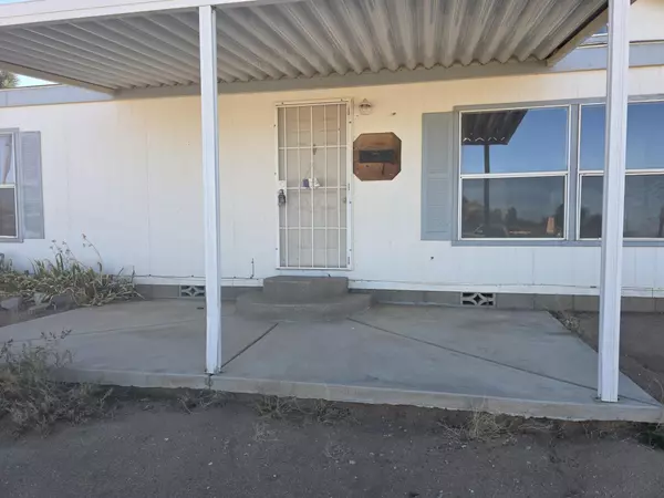 Phelan, CA 92371,9572 Smith RD