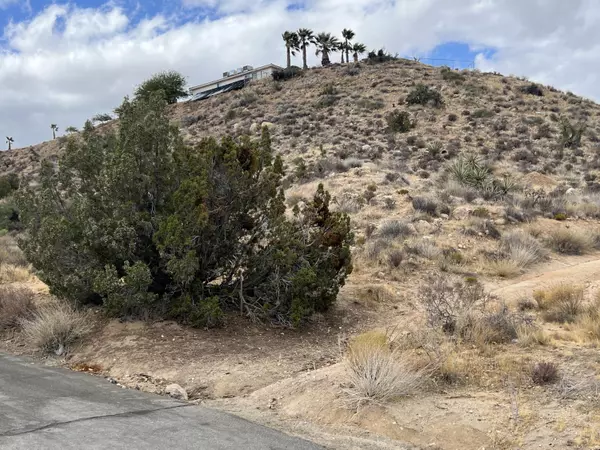 0 Navajo TRL, Yucca Valley, CA 92284