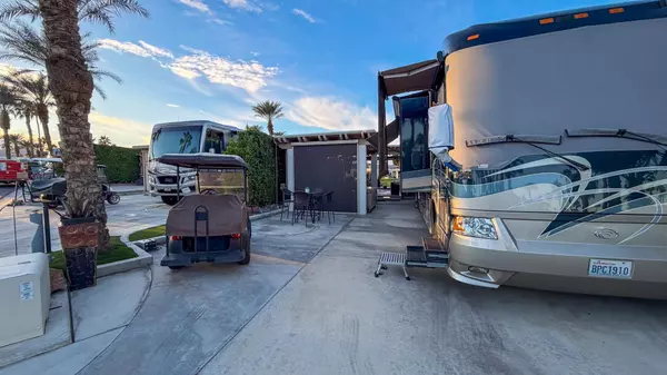 Indio, CA 92201,80394 Avenue 48 #381