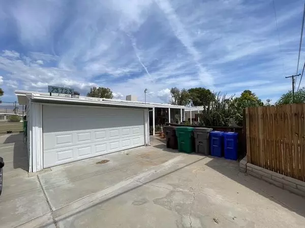 73723 Broadmoor DR, Thousand Palms, CA 92276