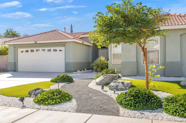 73581 Heatherwood DR, Palm Desert, CA 92211