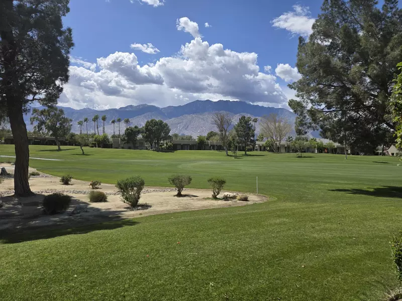 28667 Taos CT, Cathedral City, CA 92234