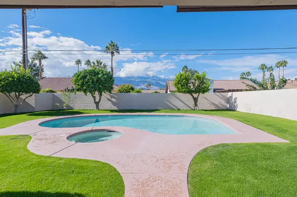 Cathedral City, CA 92234,30805 Avenida Alvera