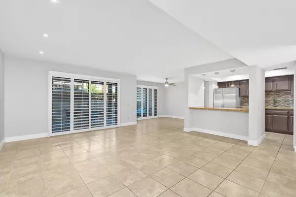 Palm Springs, CA 92264,1150 E Palm Canyon DR #21