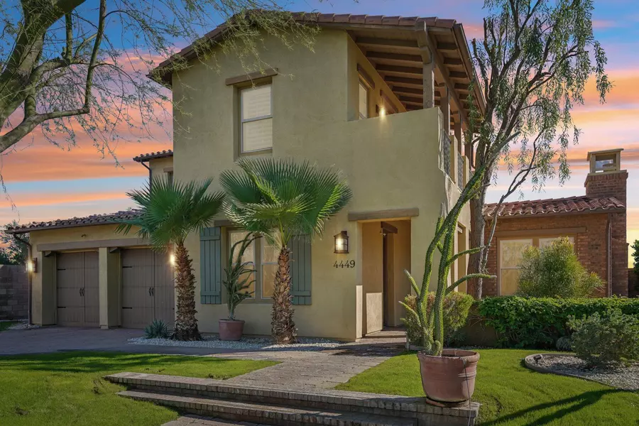 4449 Esplanade LN, Palm Springs, CA 92262