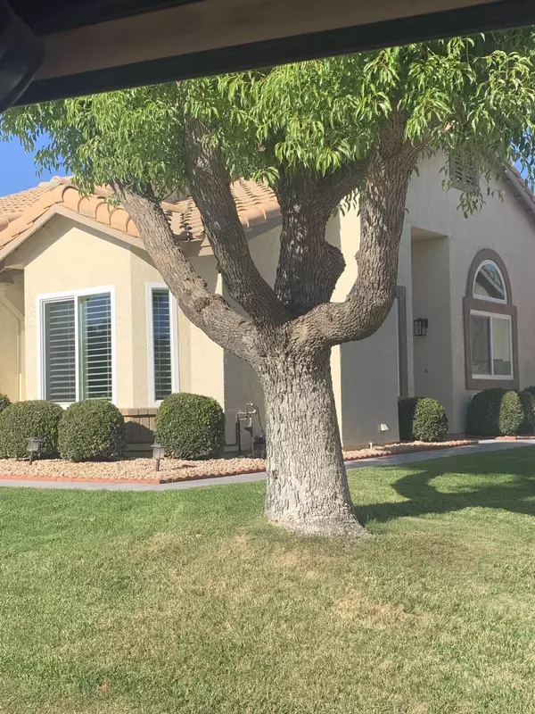 Banning, CA 92220,6063 Pebble Beach DR