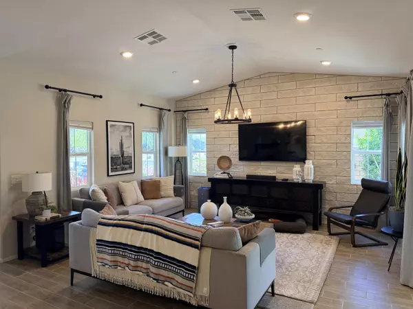 Cathedral City, CA 92234,67924 Rio Vista DR