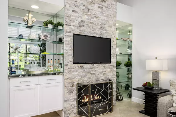 La Quinta, CA 92253,54755 Shoal CRK