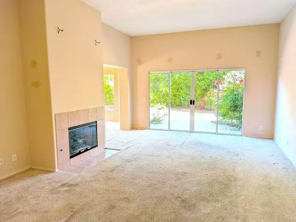 La Quinta, CA 92253,48608 Vista Tierra