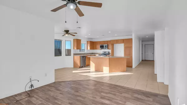 Thermal, CA 92274,1273 Court AVE