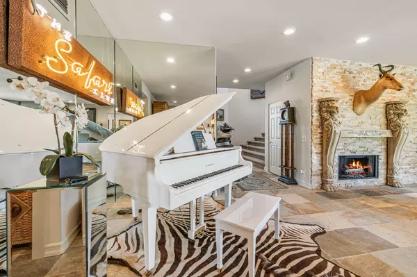 Rancho Mirage, CA 92270,210 Desert Lakes DR