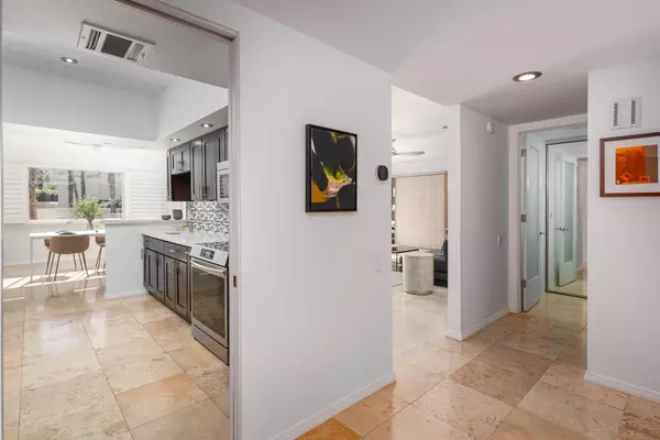 Palm Springs, CA 92264,489 Desert Lakes DR