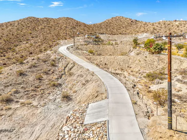 Palm Desert, CA 92260,71105 Cholla WAY